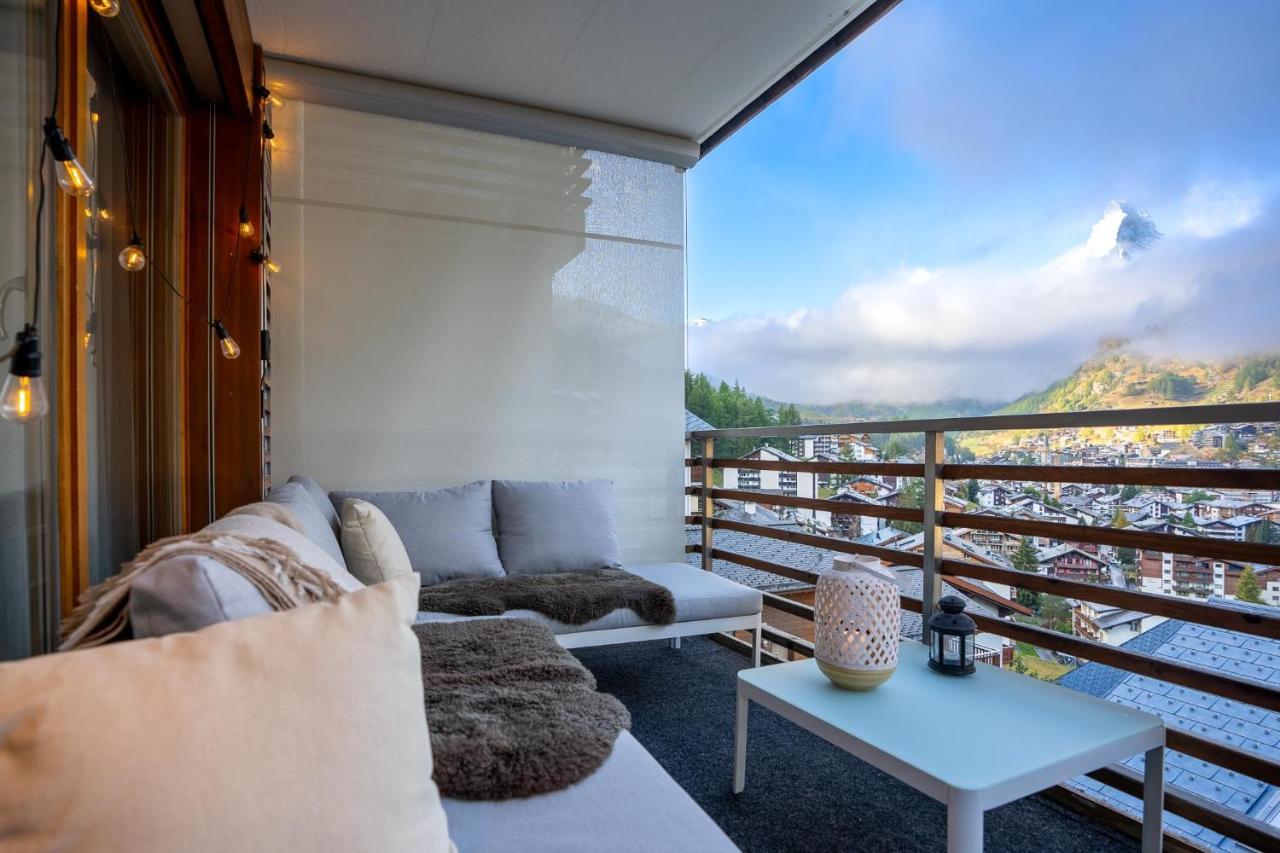 Modern Apartment With View Over Zermatt Esterno foto
